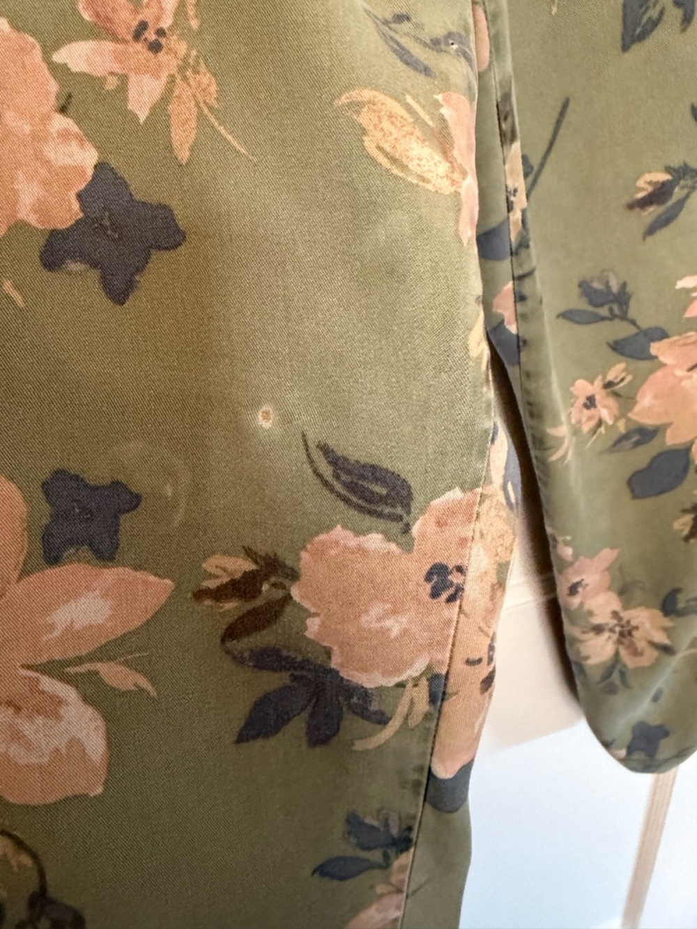 Anthropologie Petite Floral Print Green Lyocell Drawstring Elastic Waist Jogger… - Picture 5 of 11